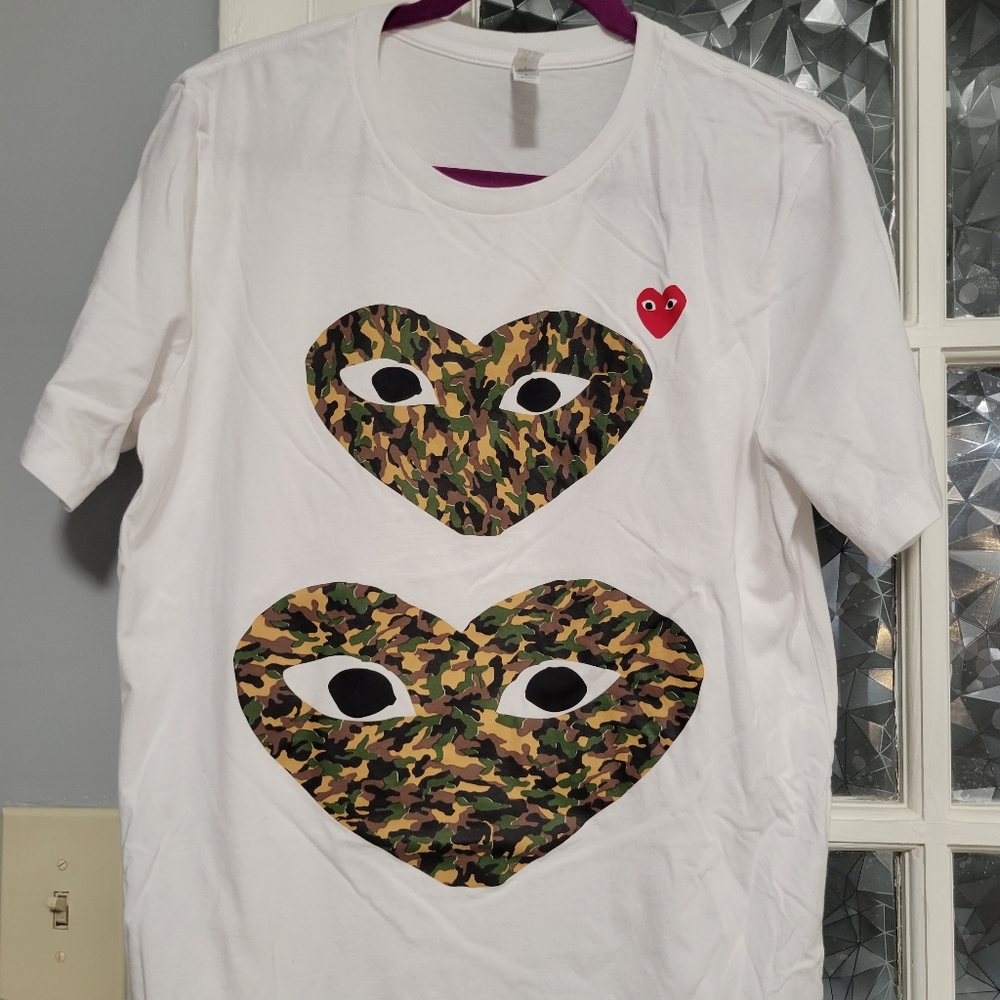 Unisex t-shirt